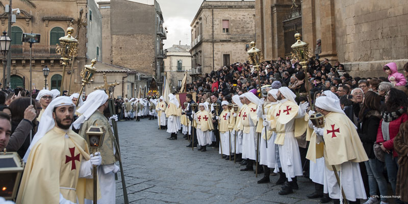 Dettaglio Pasqua ad Enna - A Paci