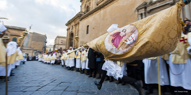 Dettaglio Pasqua ad Enna - A Paci